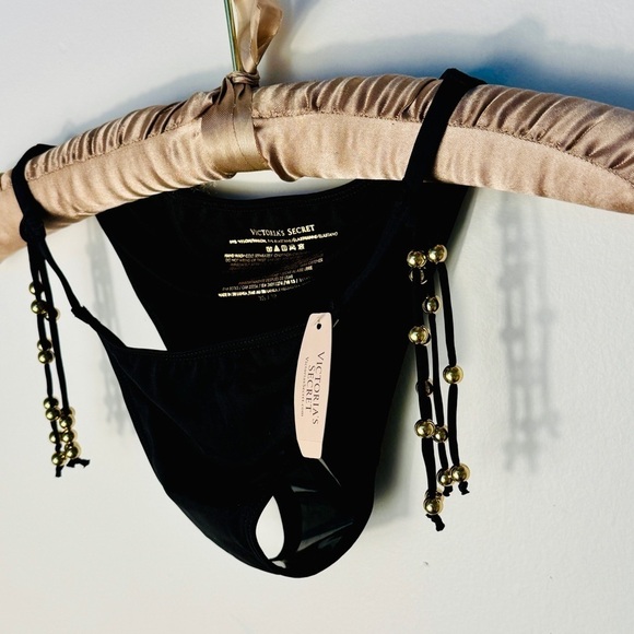 NWT - Victoria's Secret Black String Hipster Gold Beaded Bikini Bottom Size: XS - Picture 4 of 6